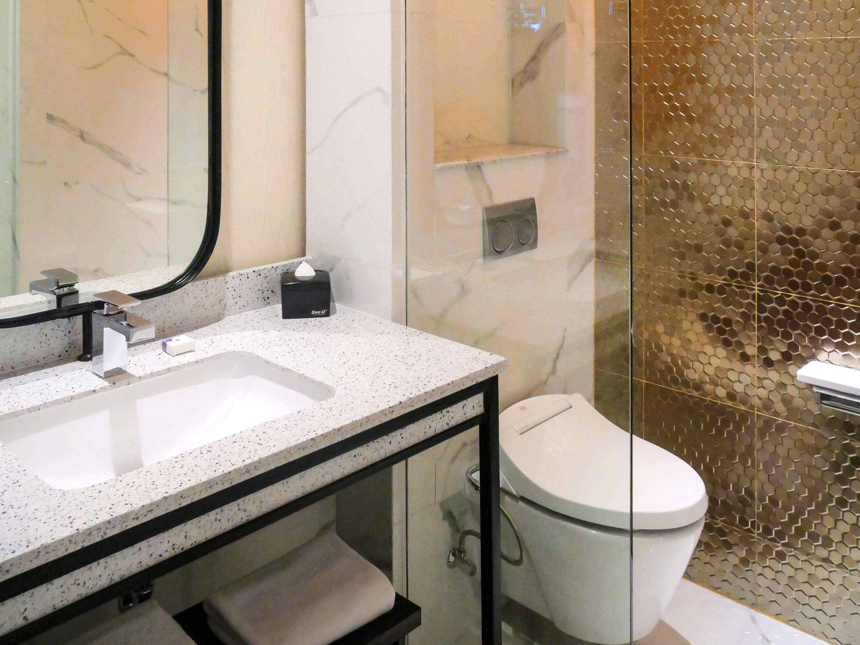 Movenpick Surabaya City Номер фото